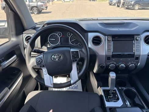 Used 2016 Toyota Tundra SR5 w/ SR5 Upgrade Package image 20