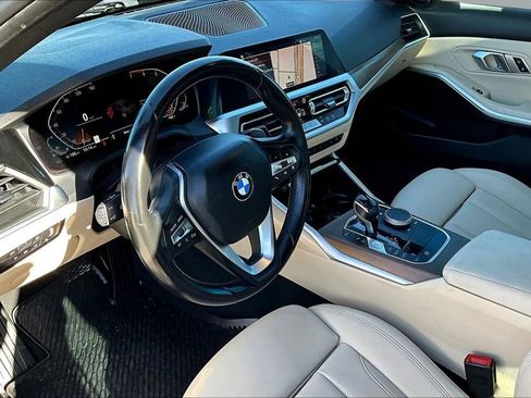 Used 2021 BMW 330i Sedan w/ Convenience Package image 18