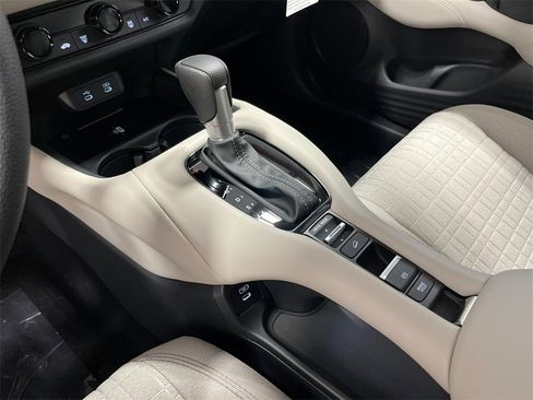 New 2026 Honda HR-V LX image 16