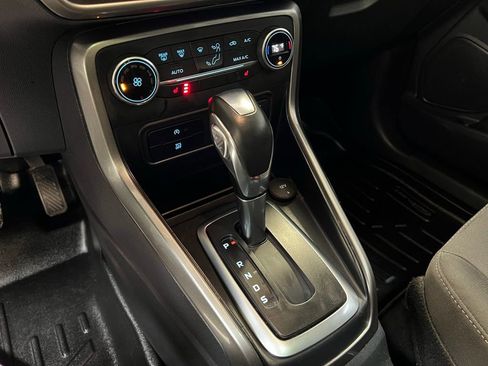 Used 2018 Ford EcoSport SE w/ SE Convenience Package image 25