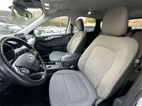 Used 2021 Ford Escape SE w/ Convenience Package image 16
