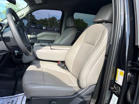 Used 2022 Ford F250 XL w/ STX Appearance Package AWD/4WD image 3