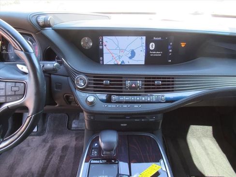 Used 2019 Lexus LS 500 image 17