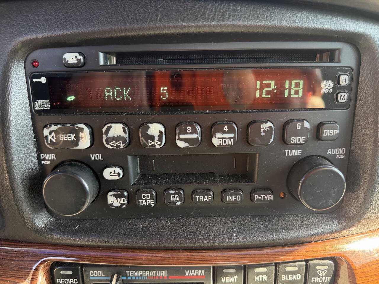 Used 2004 Buick Le Sabre Custom FWD image 34