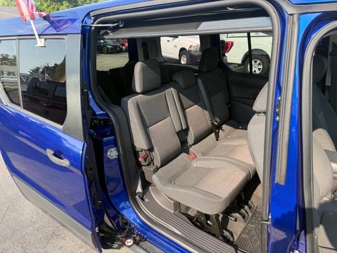 Used 2018 Ford Transit Connect XL FWD image 12