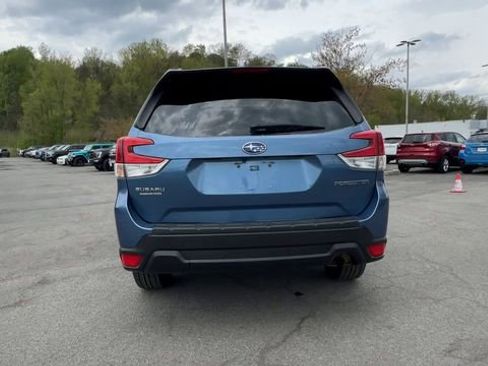 Used 2020 Subaru Forester Premium AWD/4WD image 7