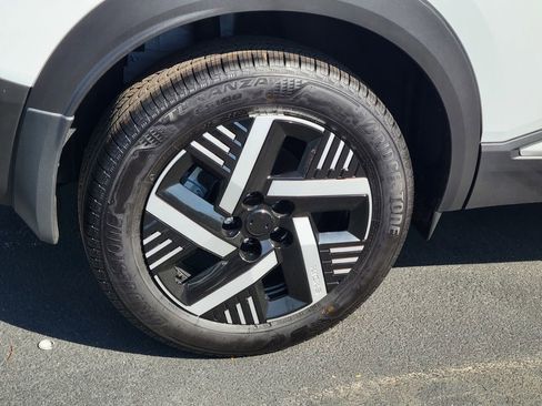 New 2026 Nissan Kicks SV w/ SV Premium Package image 3