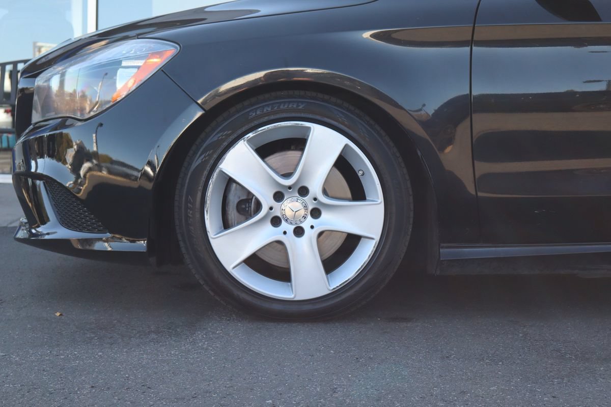 Used 2015 Mercedes-Benz CLA 250 4MATIC image 27