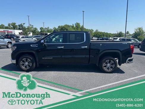 Used 2025 GMC Sierra 1500 SLT AWD/4WD image 3