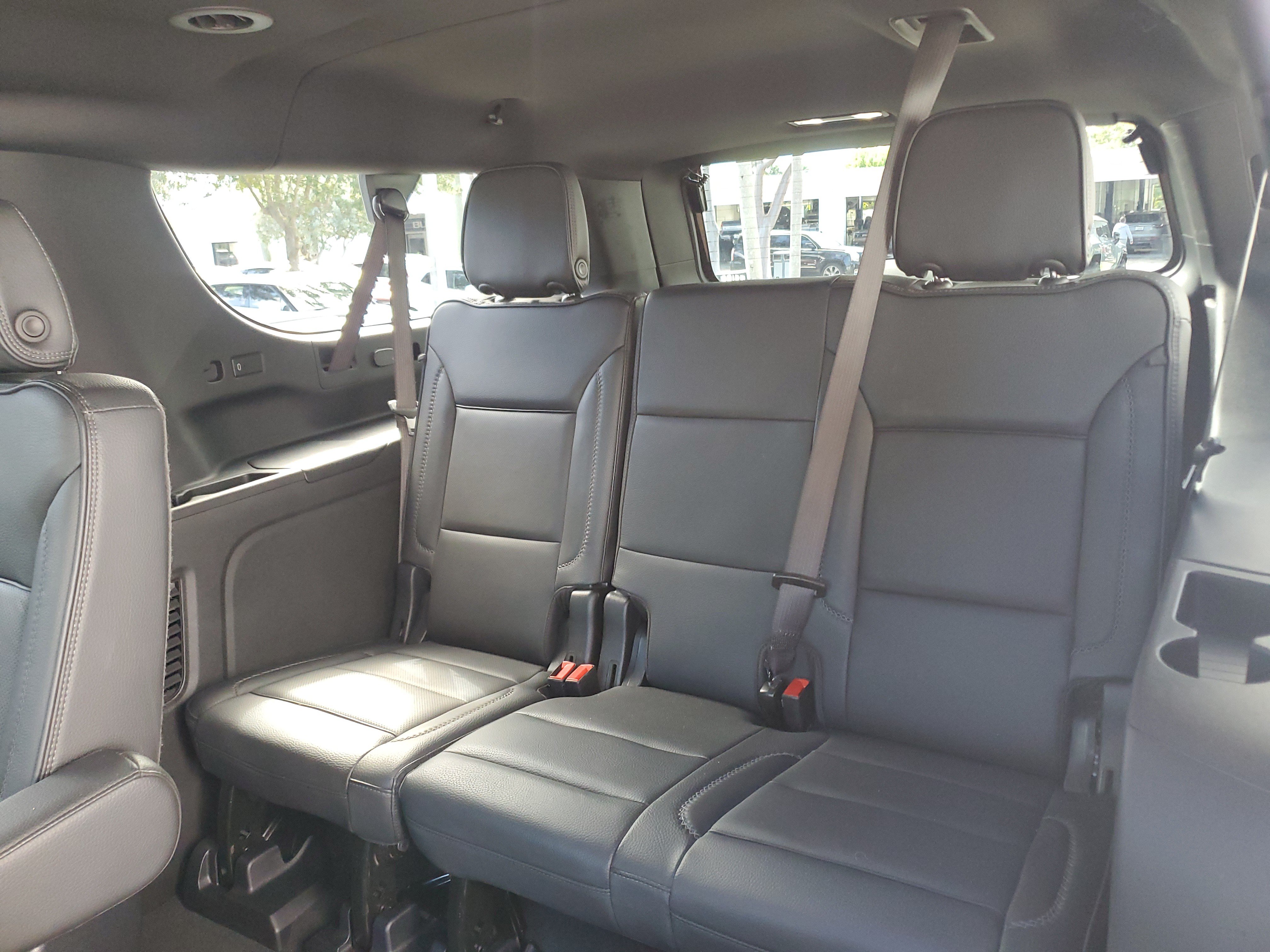 Used 2025 GMC Yukon XL Denali AWD/4WD image 14