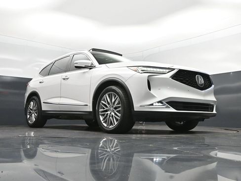 Used 2023 Acura MDX SH-AWD w/ Advance Package image 46