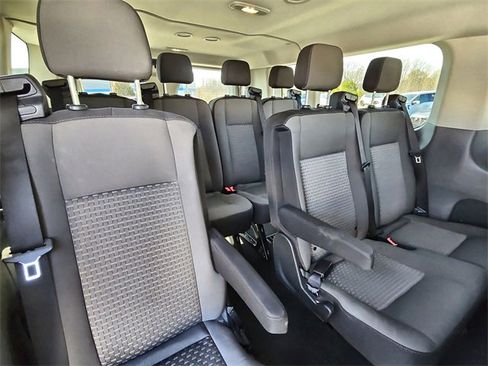 Used 2023 Ford Transit 350 XLT image 21
