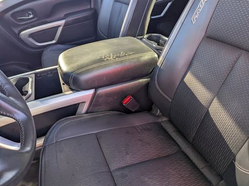 Used 2017 Nissan Titan PRO-4X image 20