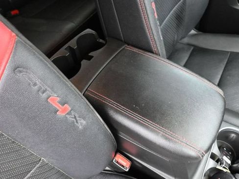 Used 2024 GMC Canyon AT4X AWD/4WD image 36
