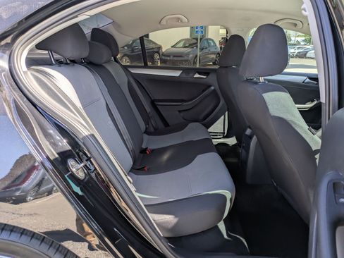 Used 2017 Volkswagen Jetta S FWD image 30