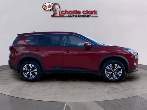 Used 2023 Nissan Rogue SV image 6