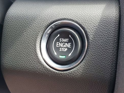 Used 2025 GMC Acadia Elevation image 32