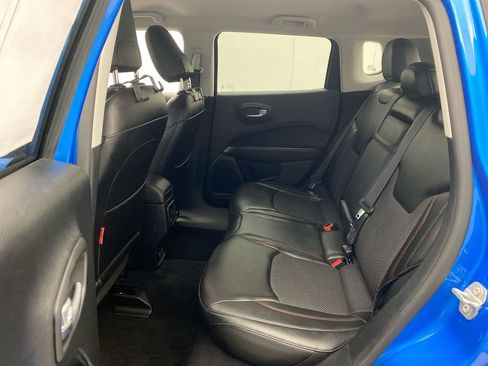 Used 2018 Jeep Compass Trailhawk w/ Cold Weather Group AWD/4WD image 23