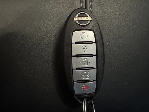 Used 2024 Nissan Altima 2.5 SL AWD/4WD image 17