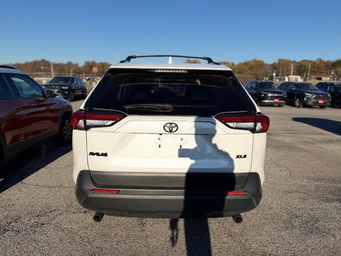 Used 2024 Toyota RAV4 XLE Premium image 4