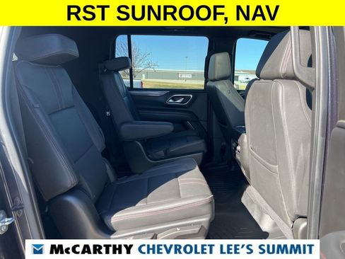 Used 2022 Chevrolet Suburban RST w/ Luxury Package image 38