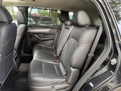 Used 2025 MAZDA CX-70 3.3 Turbo w/ Preferred Package image 34