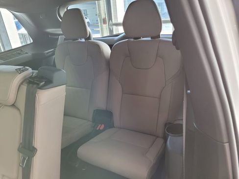New 2026 Volvo XC90 B6 Ultra w/ Protection Package image 11