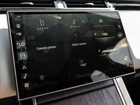 New 2026 Land Rover Range Rover Velar S AWD/4WD image 39