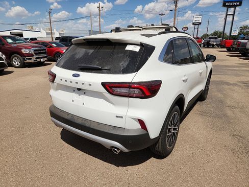 New 2025 Ford Escape Base image 4