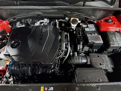 Used 2022 Hyundai Santa Fe SEL w/ Convenience + Premium Package image 9