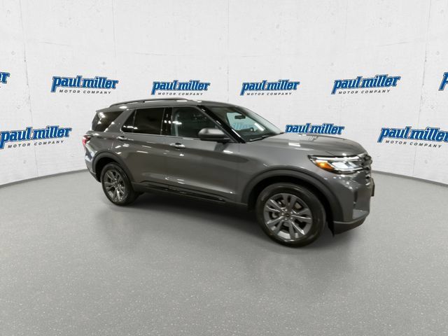 Used 2026 Ford Explorer Active w/ Active Comfort Package AWD/4WD image 13