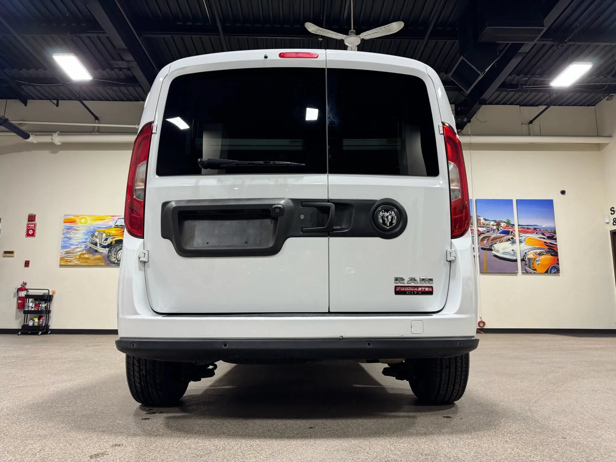 Used 2019 RAM ProMaster City Tradesman SLT FWD image 9