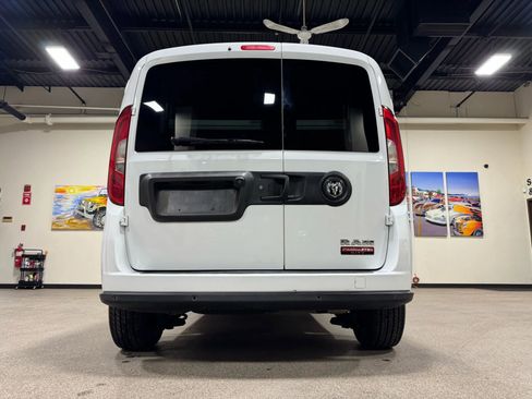 Used 2019 RAM ProMaster City Tradesman SLT image 9