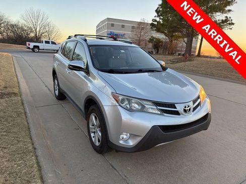 Used 2013 Toyota RAV4 XLE image 1