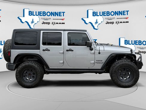 Certified 2017 Jeep Wrangler Unlimited Sport w/ Quick Order Package 24S AWD/4WD image 4
