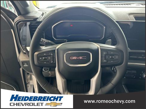 Used 2024 GMC Sierra 1500 SLT w/ SLT Convenience Package AWD/4WD image 19