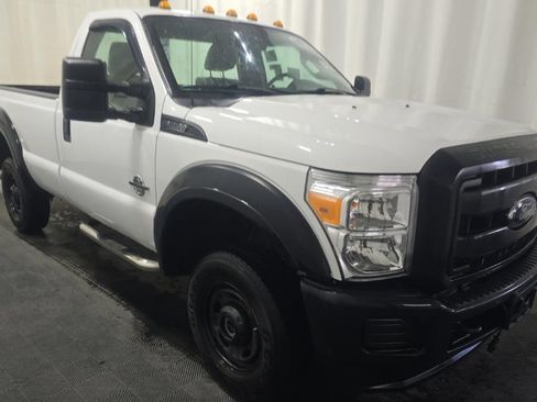 Used 2015 Ford F250 XL w/ Snow Plow Prep Package AWD/4WD image 2