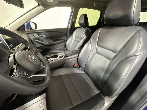 Used 2023 Nissan Rogue SV w/ SV Premium B Package AWD/4WD image 9