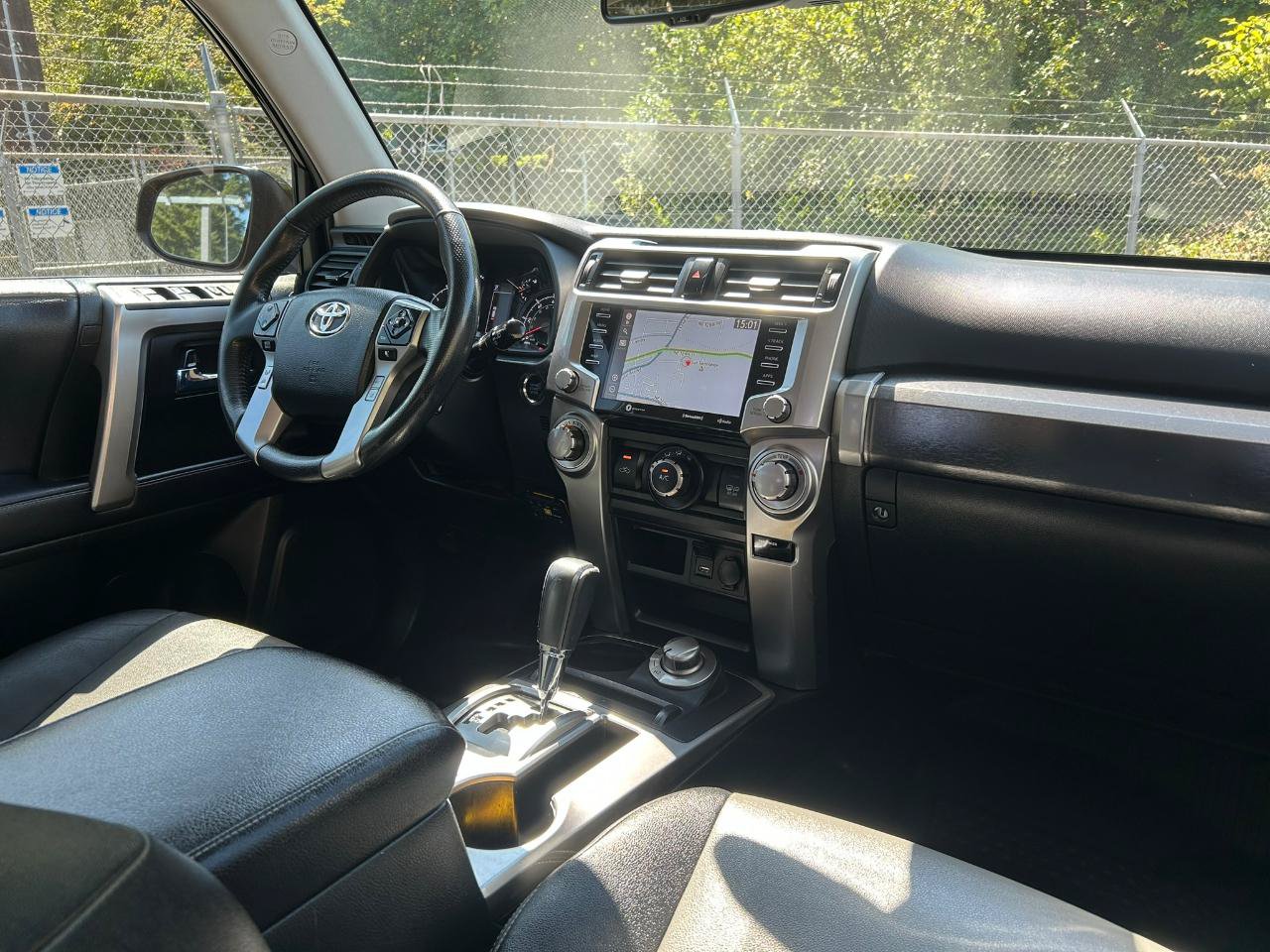 Used 2020 Toyota 4Runner SR5 Premium AWD/4WD image 17