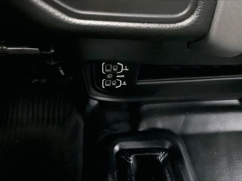 Used 2022 RAM 3500 Tradesman w/ Chrome Appearance Group image 32