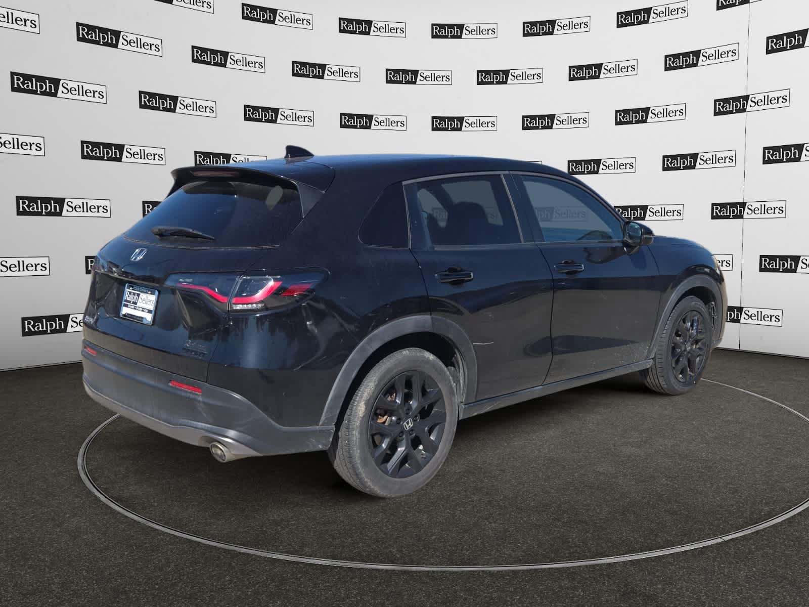 Used 2025 Honda HR-V Sport image 6