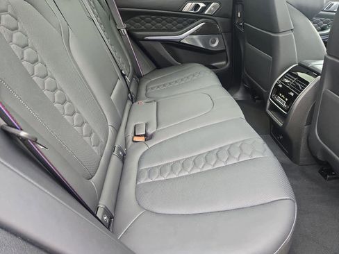 Used 2020 BMW X5 M Competition w/ Executive Package image 18