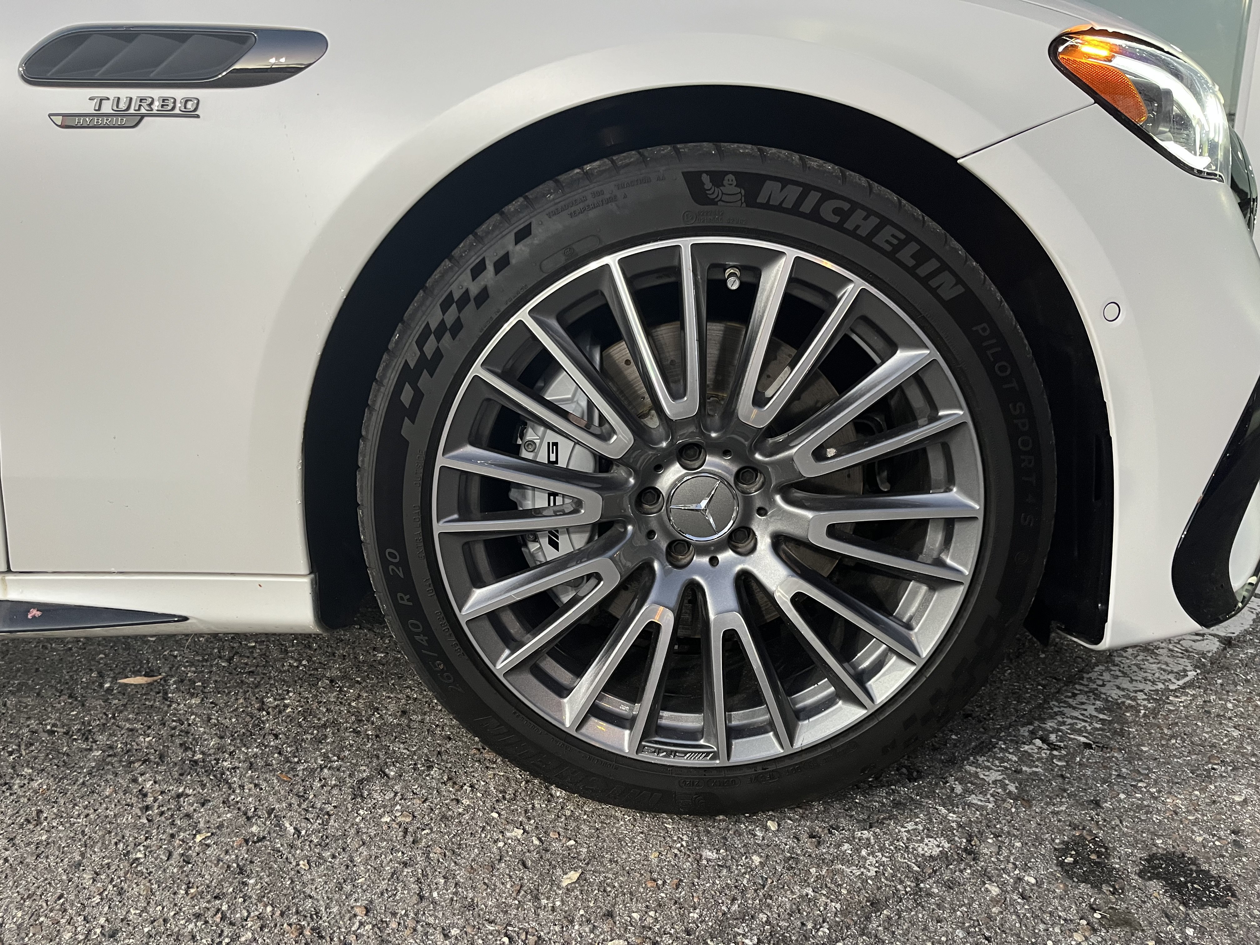 New 2026 Mercedes-Benz E 53 AMG e 4MATIC Sedan image 11