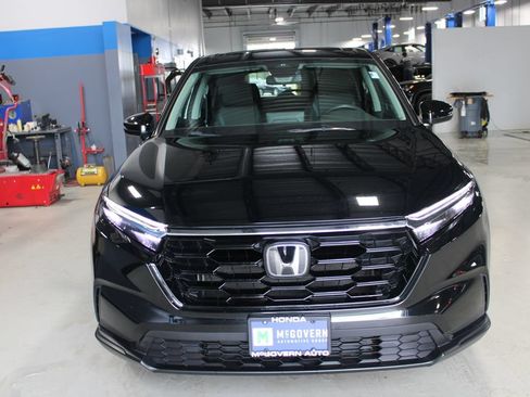 Used 2024 Honda CR-V EX image 2