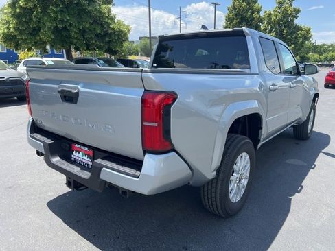New 2025 Toyota Tacoma SR5 image 7
