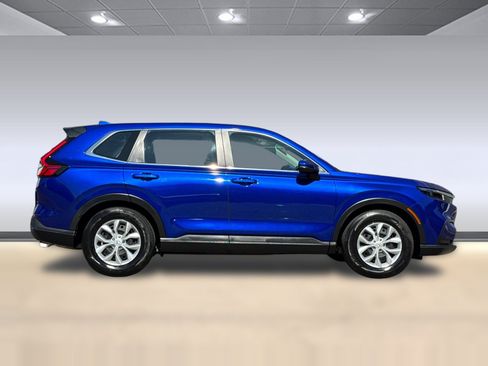 Used 2024 Honda CR-V LX image 7