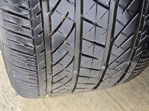 Certified 2025 Acura TLX w/ Technology Package image 9