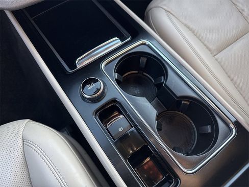 Used 2021 Lincoln Corsair Standard w/ Equipment Group 101A image 29