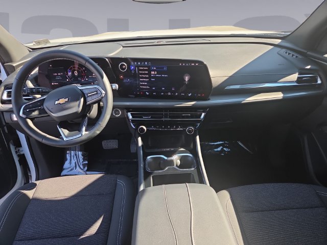 Used 2026 Chevrolet Traverse LT w/ LPO, Floor Liner Package FWD image 12