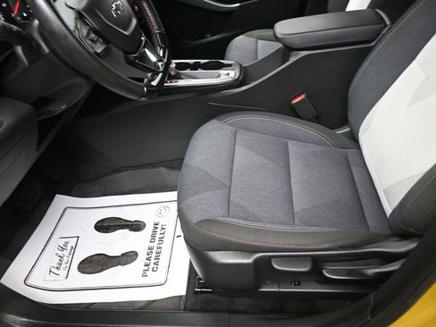 Used 2024 Chevrolet Trax RS w/ Driver Confidence Package image 15